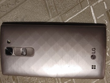 Смартфон LG G4c 1 ГБ/8 ГБ золотой