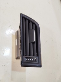 фото thumb №1, Решётка воздуховод левая skoda superb iii 3v 3v0819701b