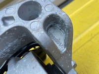 фото thumb №5, Toyota camry viii кронштейн poduszkia двигателя гибрид 22r