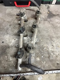 фото thumb №1, Комплектна планка вприскувальний форсунки ford scorpio 2.9 v6 cosworth v81dfb0737