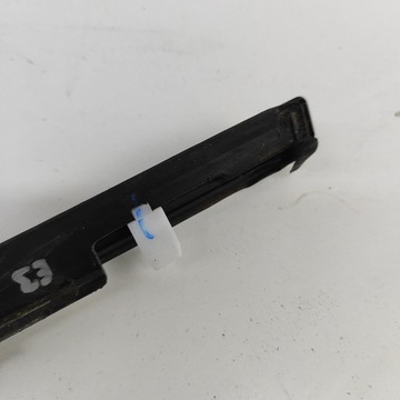 фото thumb №6, Volvo xc90 2020 правая сторона планка / прокладка стёкла дверь задних