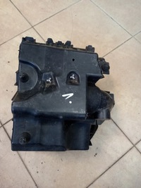 фото thumb №1, Корпус фильтра воздуха mazda 5 oryg.