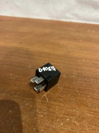 фото thumb №1, Реле mercedes-benz sl r129 d1067 бензиновий 2000