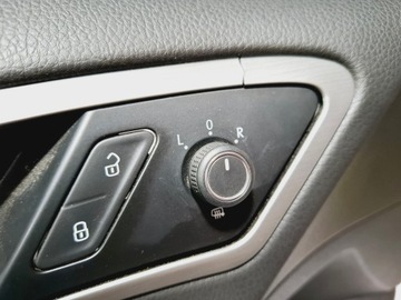 фото thumb №12, Обивка боковина дверь перед левый vw golf vii 7 5g0 хэтчбек 5d 5g4868079