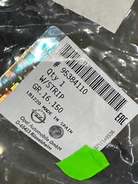 фото thumb №1, Прокладка двері правий перед mokka оригінальний номер 95384110