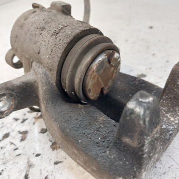 фото thumb №10, Skoda superb ii 2 2,0tdi супорт гальмівний правий зад aluminiowy