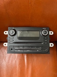 фото thumb №1, Радіо renault trafic iii opel vivaro b 281155102r