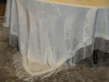 СПЕЦИАЛЬНЫЙ - WHITE BAW TABLECLOT - ШЕЛКОВЫЙ ДАМАСК СТРУЯЩАЯСЯ БАХОРКА 151/147+14