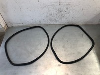 фото thumb №1, Audi a3 8v прокладка дверь задних 8v4833721b