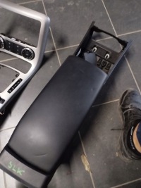 фото thumb №1, Mercedes r172 slk lift підлокітник w172 бардачок