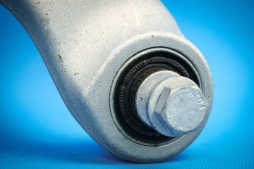 фото thumb №6, Рычаг поперечный зад audi a6 a7 4g a8 8k0505323h