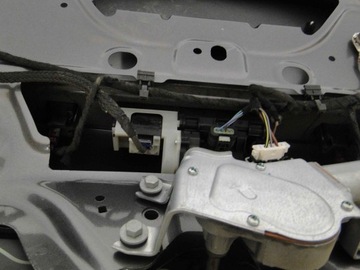 фото thumb №9, Mercedes glb x247 247 крышка задняя багажника 787