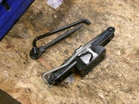 фото thumb №1, Peugeot 2008 i домкрат ключ hak комплект