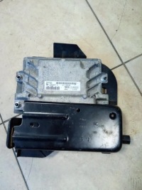 фото thumb №1, Бортовой компьютер двигателя ford оригинальный номер cv11-12a650-bg