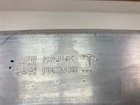 фото thumb №4, Балка бампера заднього tesla 3