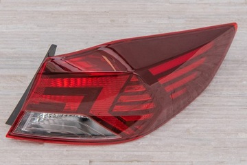 фото thumb №7, Hyundai elantra vi ad 2018-2020 кузовна лампа задня права 92402f2500