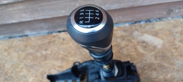 фото thumb №8, Nissan juke ii f16 1.0 домкрат ручка изменения коробки передач 349012124r