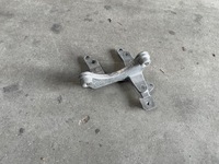 фото thumb №1, Volvo xc60 ii b5 лапи поддержка полуось 31437845