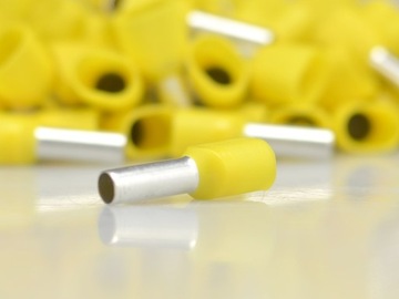 Tulejka izolowana kablowa tulejki TV 2x 6,0 - 14mm