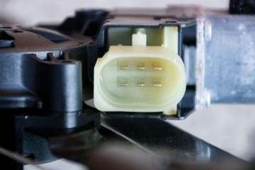 фото thumb №7, Механізм підйомник вікна лівий переднє mini f60