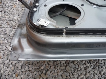 фото thumb №16, Дверь правый зад audi a6 c6 ly7g