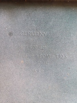 фото thumb №10, Бампер зад задній vw golf iv універсал bora 1j9807421 lak lc6m