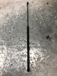 фото thumb №1, Амортизатор капота audi q3 8u 8u0823359b