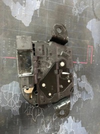 фото thumb №4, Bmw 2 f45 2015 замок капот 7348530