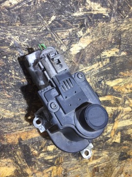 фото thumb №5, Audi q7 4l 4.2 tdi клапан egr 057131501e