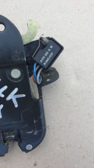 фото thumb №3, Замок кришки mercedes slk r170 lift