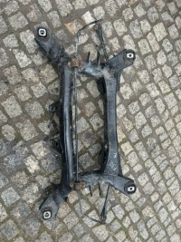 фото thumb №1, Bmw f30 f32 f36 подрамник подрамник подвеска x-drive