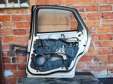 фото thumb №12, Ford mondeo mk4 2.0 tdci рестайлинг дверь правые зад хэтчбек hb лак 58