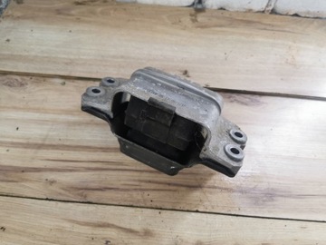 фото thumb №1, Подушка двигателя golf v plus 1.6 1k0199555