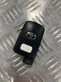 фото thumb №2, Ключ pilot keyless toyota auris ii 13-