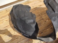 фото thumb №10, Volvo v60 13r- подкрылок левый перед