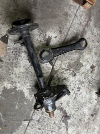 фото thumb №4, Mercedes w110 задня oś 1965 rok міст задній 1103510701 оригінал b. гарний