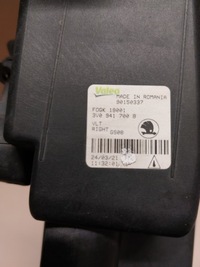 фото thumb №10, Протитуманна фара skoda superb iii правий перед 3v0941700b оригінал