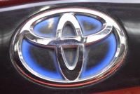 фото thumb №9, Накладка кришки задня 202 76801-0q90070 toyota prius 3 iii xw30 lift 5d hb 11-15