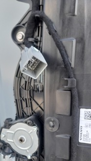 фото thumb №9, Volvo xc40 17- люк панорама 32131340 usa