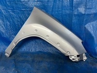 фото thumb №1, Toyota yaris cross правый передний крыло