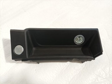 фото thumb №1, Audi a4 b9 полка консоли старт сплав 8w1864131