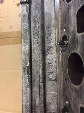 фото thumb №12, A4 b8 2.0 tdi головка двигуна вали cag 03l103373