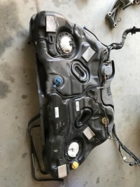 фото thumb №1, Dodge charger 2015+ бак топлива 5,7 benz