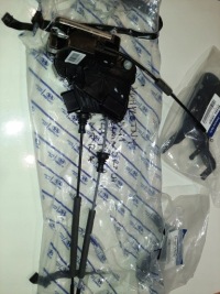 фото thumb №1, Hyundai elantra v замок двері правий перед oem