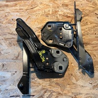 фото thumb №1, Петля капот правый левый volvo xc40