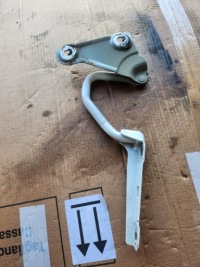 фото thumb №1, Петля капот citroen c3 aircross 13480653 ewp лівий