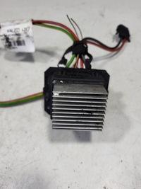 фото thumb №9, Резистор резистор вентилятор peugeot 508 i t1017845r