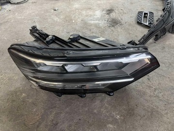 фото thumb №1, Лампа повний led права vw passat b8 рестайлінг 3g1941036p