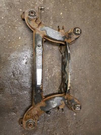 фото thumb №1, Балка підвіска задня mercedes w203