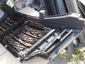 фото thumb №7, Решітка решітка радіатора nissan nv400 рестайлінг